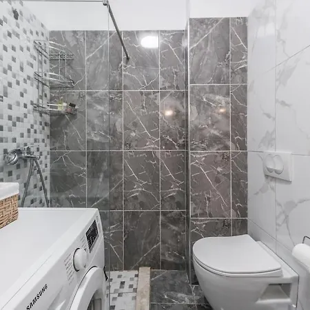 Luxurious Brand New Apartment Durrës